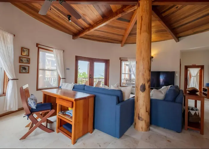 Indigo Homes 2b * San Pedro (Ambergris Caye)