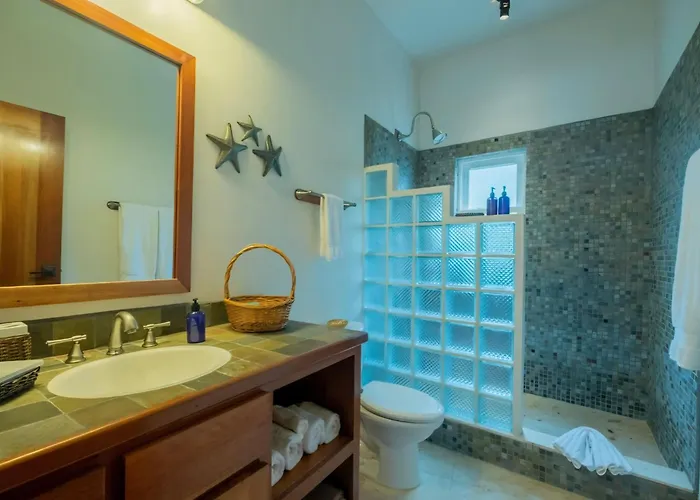 Indigo Homes 2b * San Pedro (Ambergris Caye)